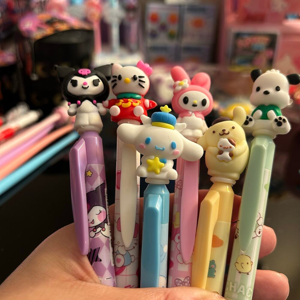 6 Sanrio 3D Bobblehead Retractable Gel Pens Kuromi Hello Kitty Pochacco set